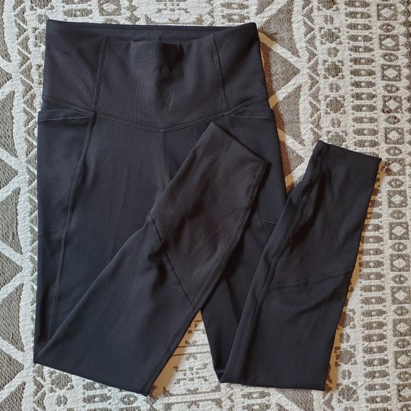 all in motion Pants - Women's Contour Flex Ultra High-Rise 7/8 Leggings - All in Motion